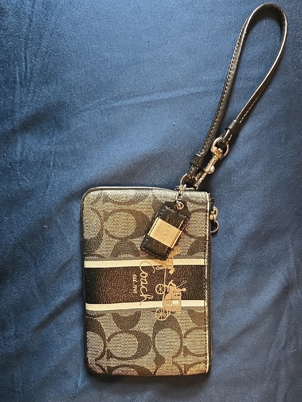 Coach Gray/black/ Sliver Signature Wristlet Coach Tag